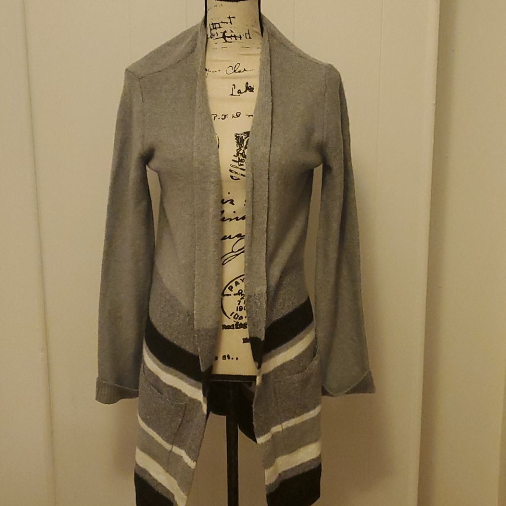 Cardigan wore 1x